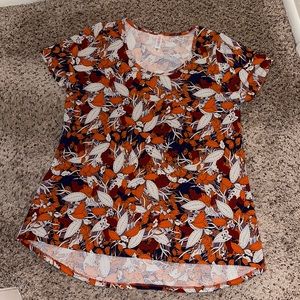 Lularoe Classic T *NWOT*